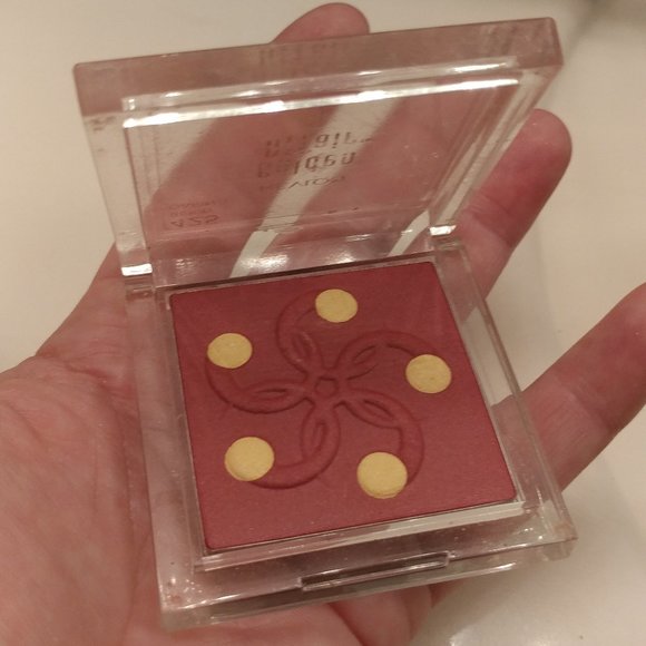 Revlon Lim. Ed. Golden Affair Sculpting blush - Picture 1 of 5